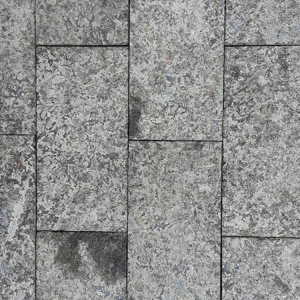 Гранітна Бруківка Лабрадорит Термооброблена (Катеринівка) розмір 200 x 100 x 30 мм - купити натуральний камінь Київ